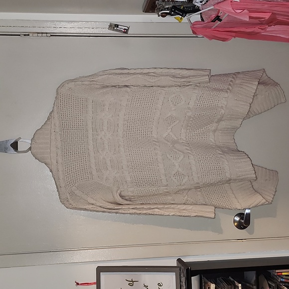 HARMONY Handmade Cable Knit Cardigan, One Size (Fits XL), Cream Coloured, Open - Picture 4 of 4